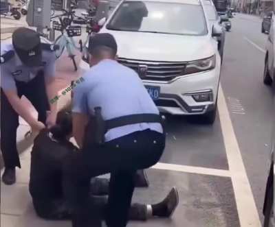 对付人肉占车位，迄今为止最舒爽的处理方式