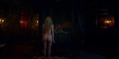 Elle Fanning - The Great