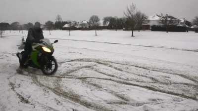 WCGR motorbike drifting in the snow
