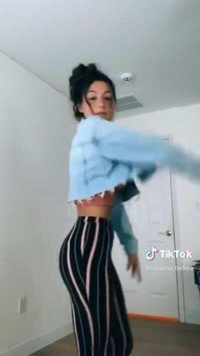 Thots... thots everywhere (not a bad thing tho)