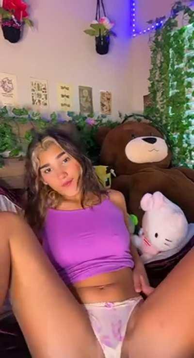 Hold on to my cute tits!