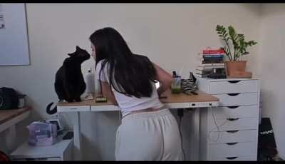 Ass Walking on treadmill 🍑