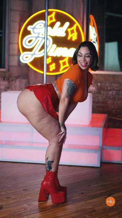 G I g I looks so much better naked…