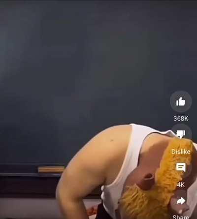 Dude in green is a menace 