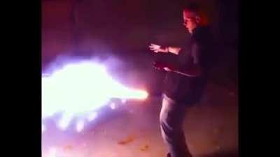 Steve didn’t put both hands on