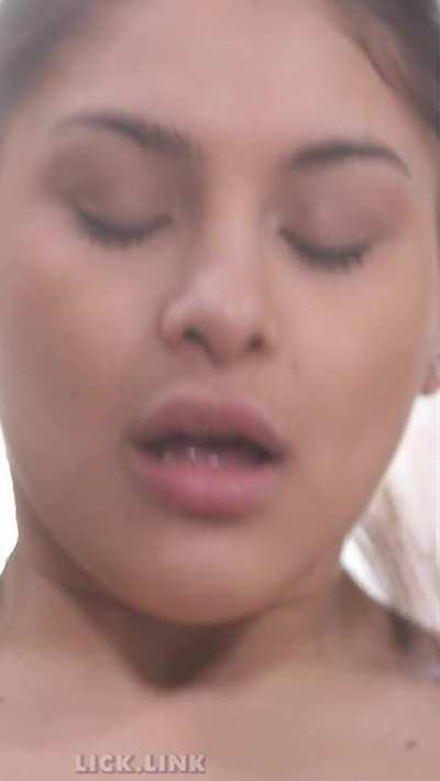 Eating her out in the hotel room