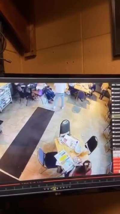 WCGW not wearing nonslips