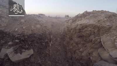 Al-Rahman Legion AK barrel cam records an assault on Syrian Army positions in Jobar, Damascus - 2016