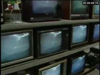 Buying Electronics in the year 1987