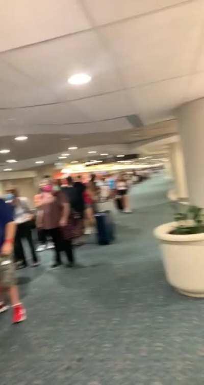 Something I hadn’t really seen reported before leaving: Magical Express lines are super long