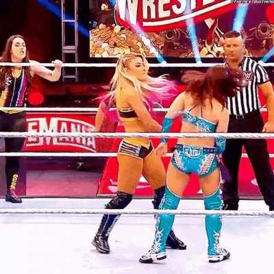 Alexa Bliss bitch slaps Kairi Sane Again