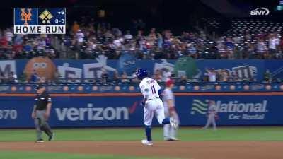 [Highlight] Kevin Pillar mashes his 15th home run of the year to cut the Mets deficit to 3