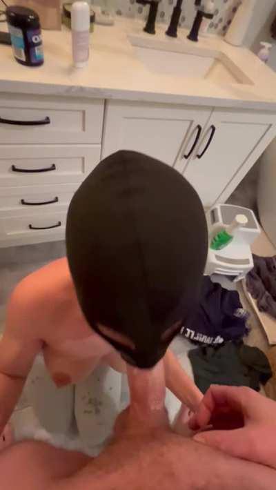 I’m in love with thick loads from thick cocks