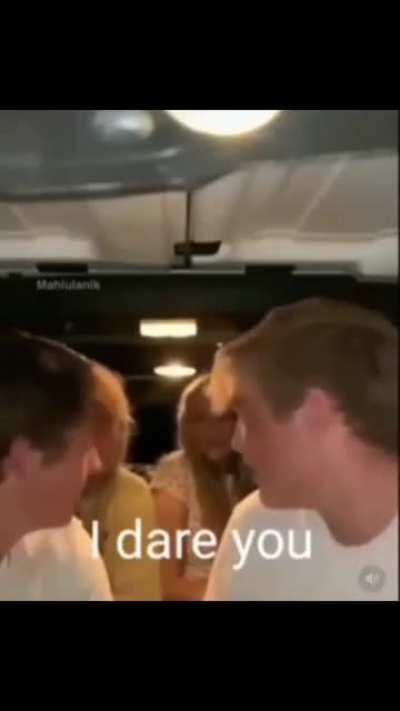 Shit just went from 0-100 real quick