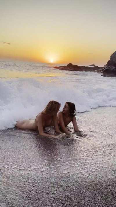 Can you swim to save us from waves?