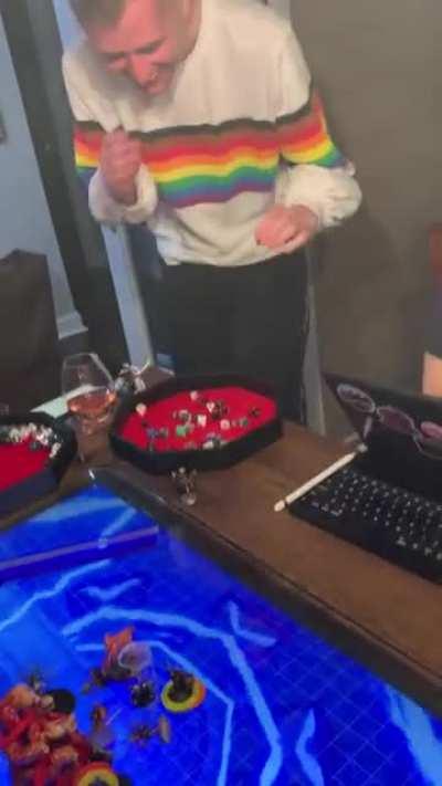 [5e] [OC] Today I got to roll 39d8 for damage, in a last ditch effort when our party’s backs were against the wall. Detailed explanation in comments.