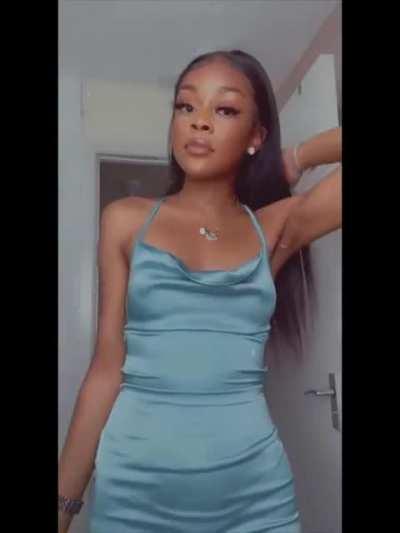 Cute slut 💦💦🍫