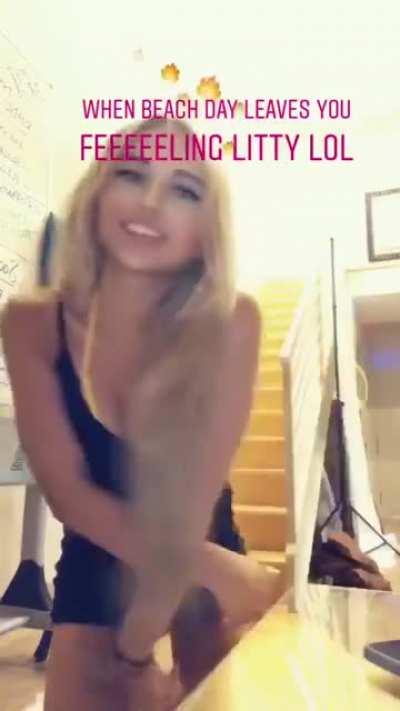 Twerking with some up skirt