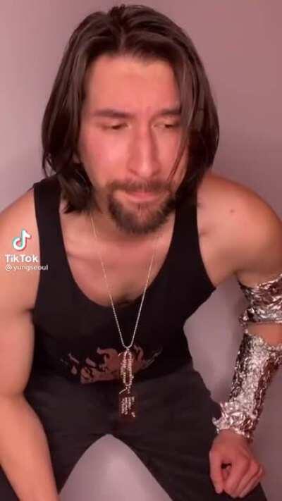 charmx i think i got the wrong cyberpunk it says 2088...