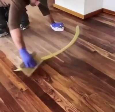Oiling a hardwood floor