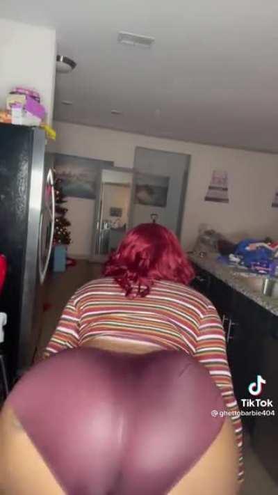 Ghetto Barbie (@ghettobarbie404)