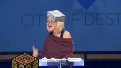 Trump's spiritual advisor plays Minecraft