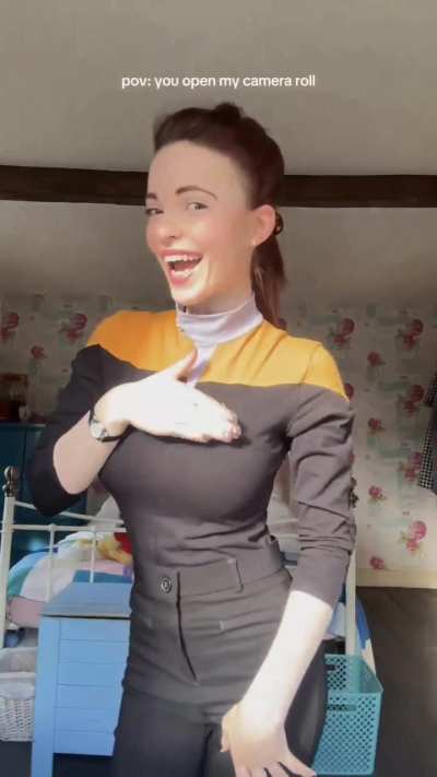 Ellie in Starfleet Uniform