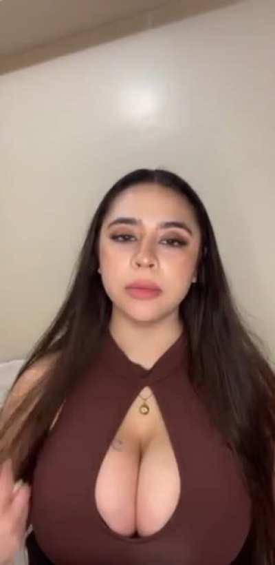 that outfit is so hot 🔥😍 pt.7