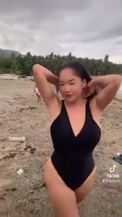 Gwen Garci. Still hot 😛