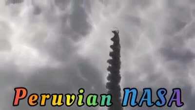 Los Peruanos No Estamos en la Luna Porque no queremos!