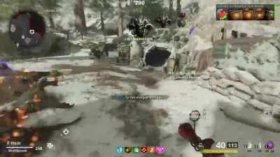 Full horde of zombies vs 1 Molotov