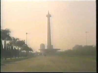 Kunjungan Mick Foley ke Jakarta untuk mempromosikan WWF Smackdown, tahun 2000