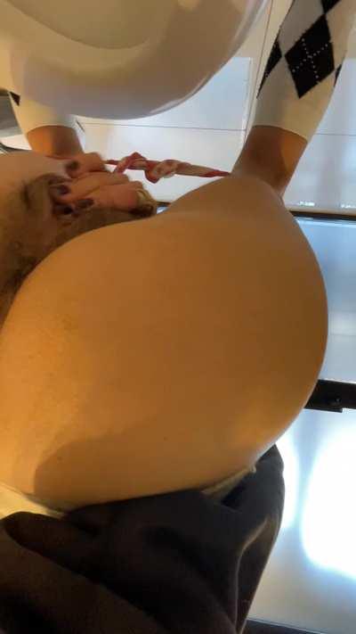 I apologize in advance if it tickles your nose. [bfb]