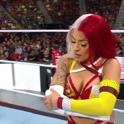 Zelina Vega (Match Comp)