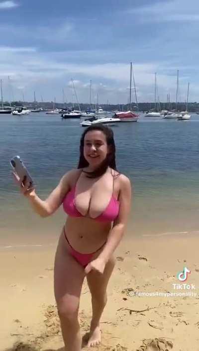 @famous4mypersonality