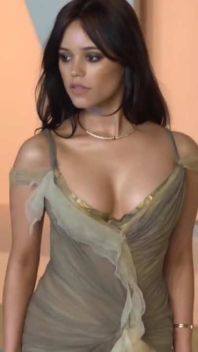 Stunning at the Vanity Fair Oscar Party 2025