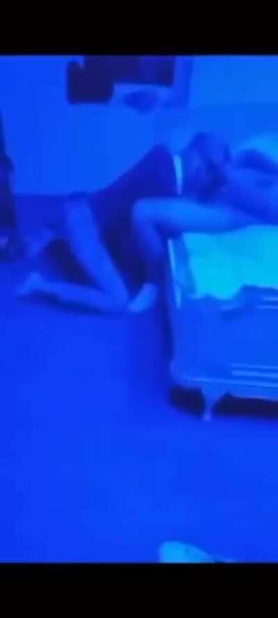 I-a dat de i-a julit omuşoru