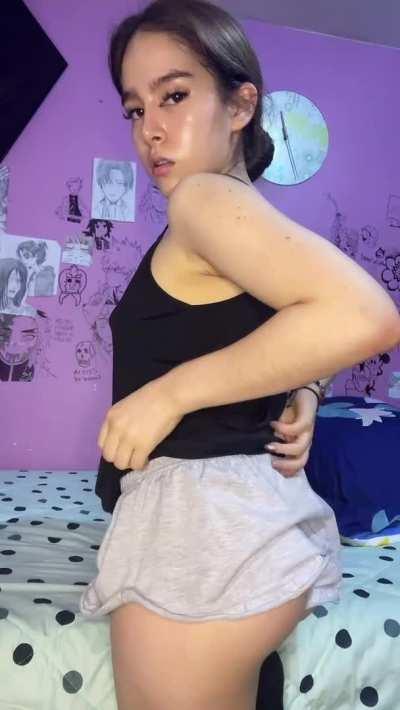 💕 50% OFF TODAY - Free masturbation 💦 video when you sign up for my OF (Link in comments)