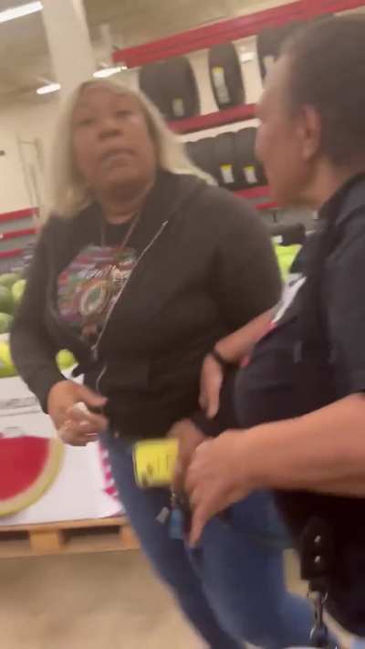 Woman freaks out after being called out for stealing a parking spot