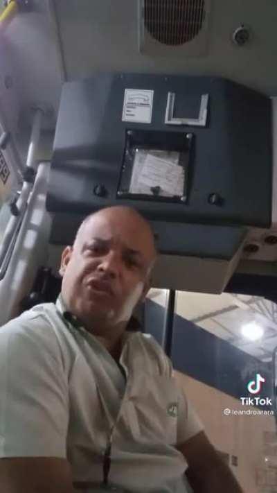 O sofrimento de um motorista de ônibus gay