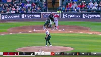 [Highlight] The Angels go back to back to back on 3 straight pitches (Mike Trout Brandon Drury Matt Thaiss)