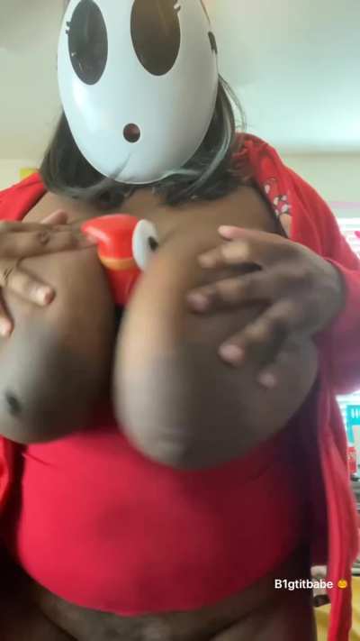 Definitely bigger than you thought 🎃 🎃 