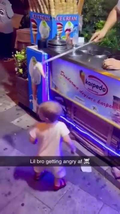 an ordinary turkish iceman