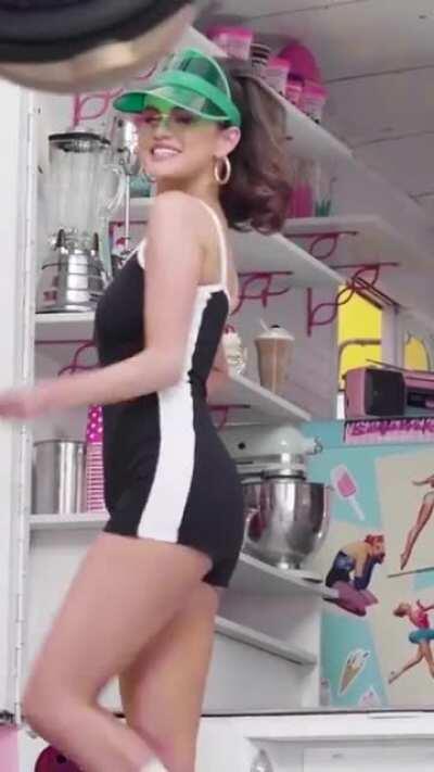 Selena Ice Cream #2
