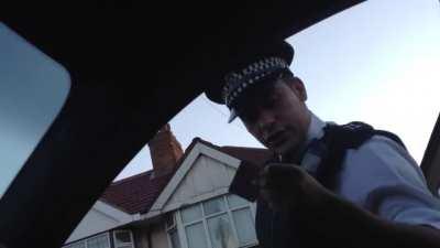 Interesting police stop in London UK. US cops take note!