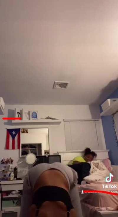 Cringe fat drunk girls 😂😬