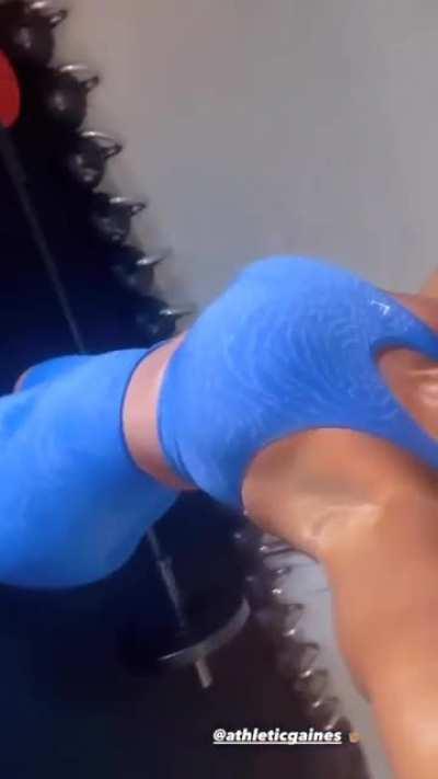 Teasing MILF! 😍🤤😍🤤🤤🍆🍆🥴🥴💦💦💦