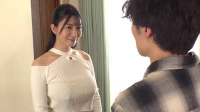 Flashing her sister’s boyfriend(DLDSS-406)