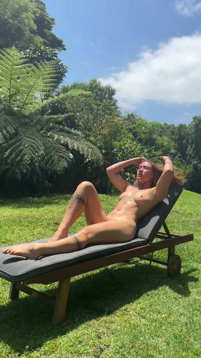 im a big hater of tanlines