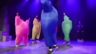 POV: ur sus (Loud warning)